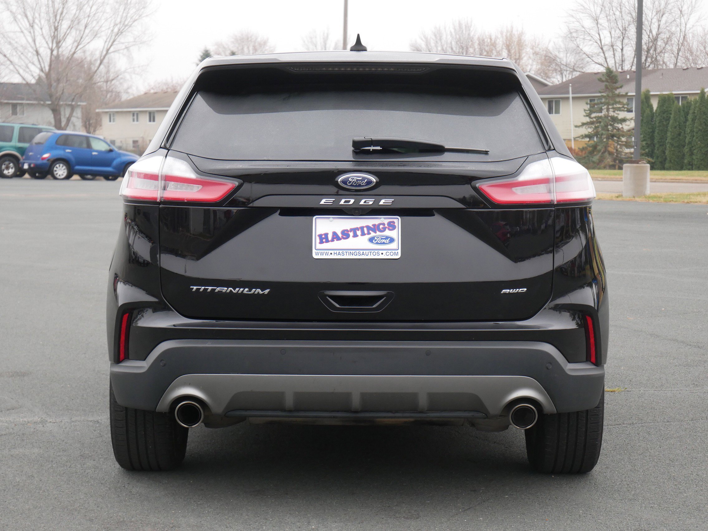 2024 Ford Edge Titanium photo 4