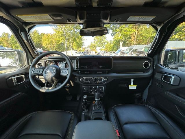2025 Jeep Gladiator Sport photo 2