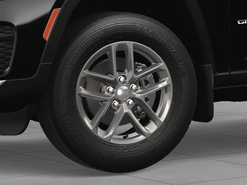 2025 Jeep Grand Cherokee Laredo photo 10