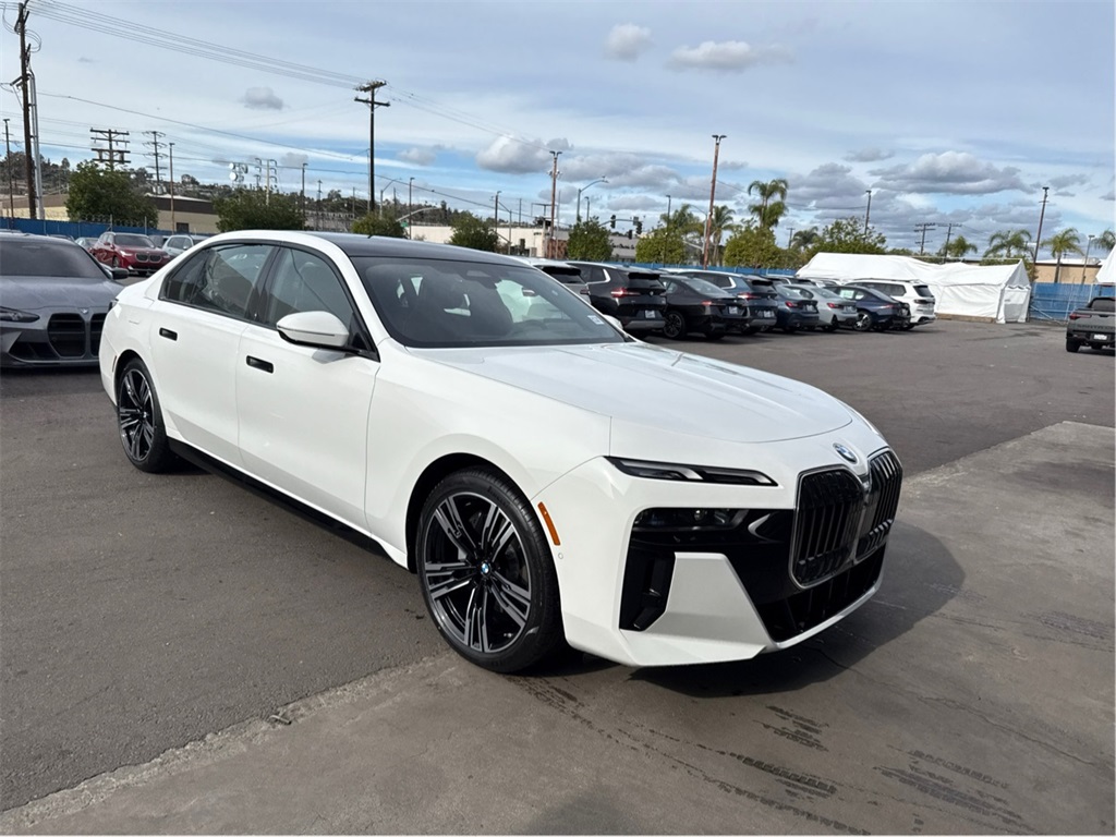 2026 BMW 7 Series 740i's photo