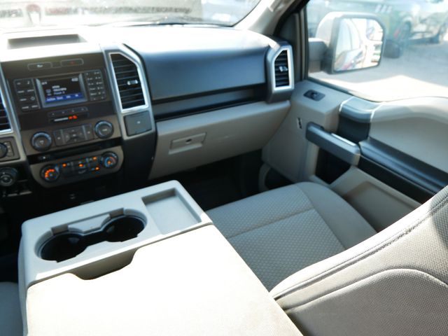 2016 Ford F-150 XLT photo 8