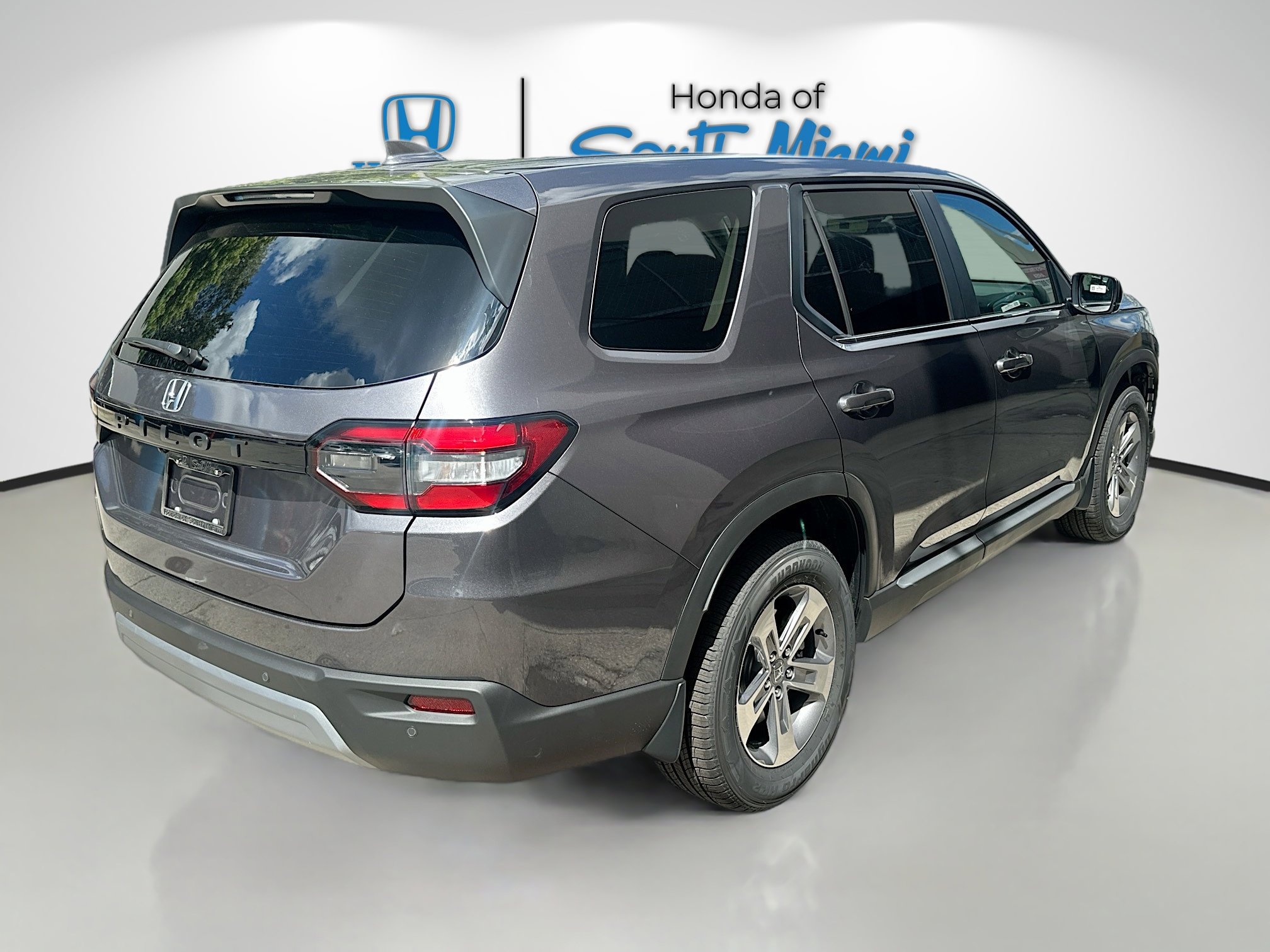 2025 Honda Pilot EX-L photo 2
