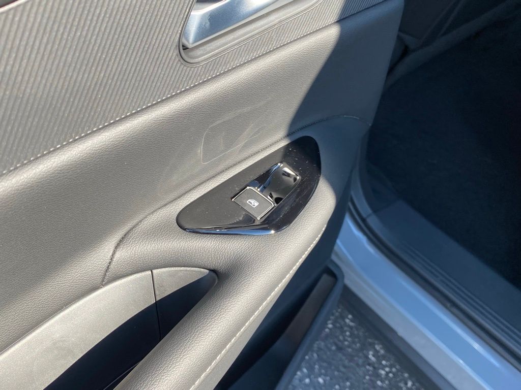 2025 Nissan Murano SL photo 15