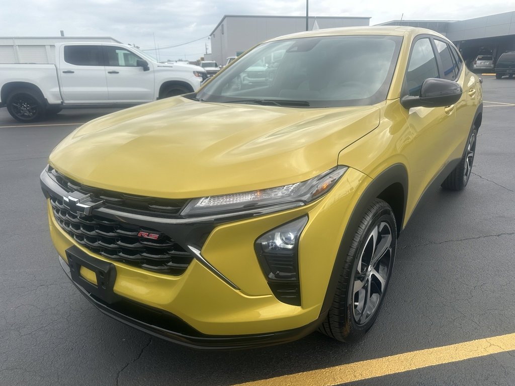 Used 2024 Nitro Yellow Metallic Chevrolet 1RS image 4