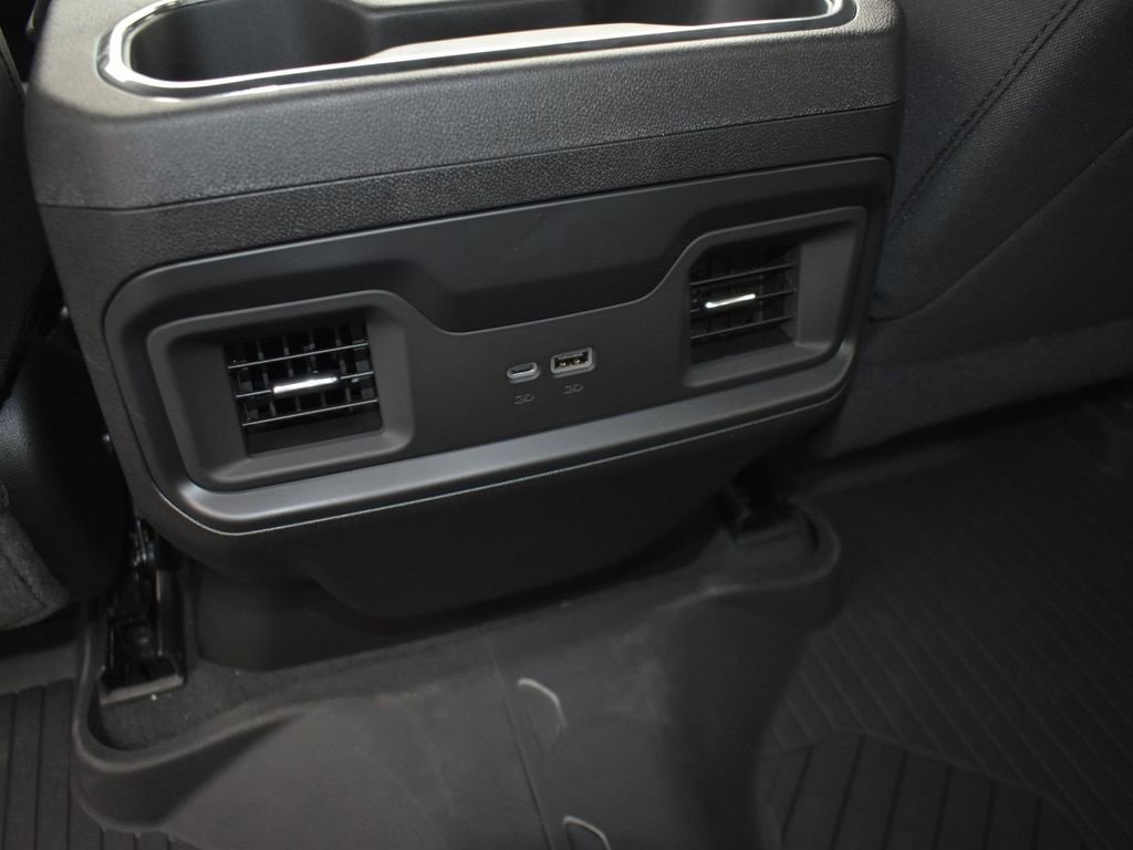2026 Chevrolet Silverado 1500 RST photo 20