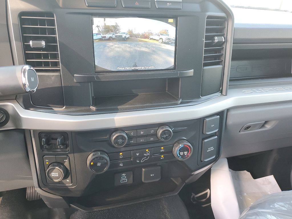 2024 Ford F-550 XL photo 14