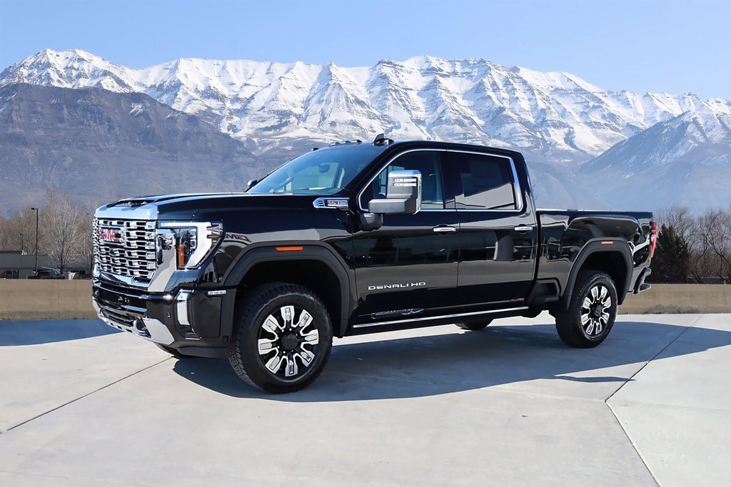 2026 Gmc Sierra 3500 HD Denali photo 2