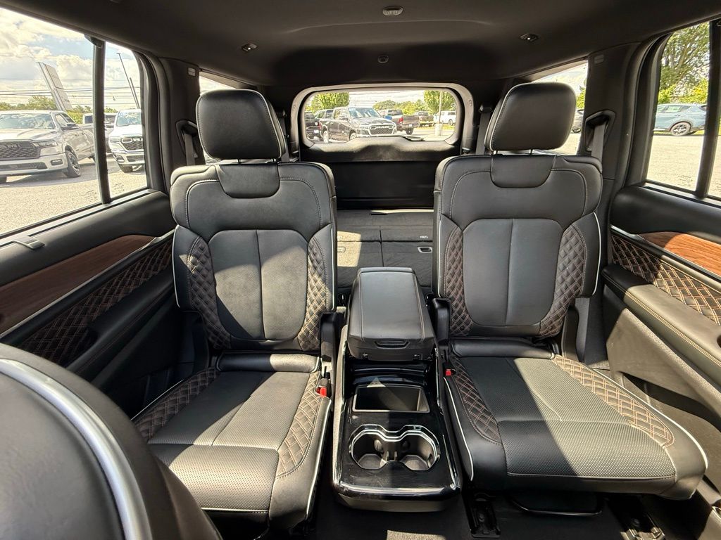 2024 Jeep Grand Cherokee L Summit photo 27