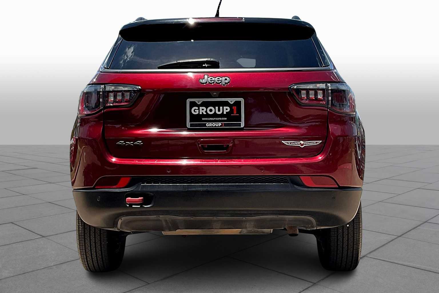 2021 Jeep Compass Trailhawk photo 2