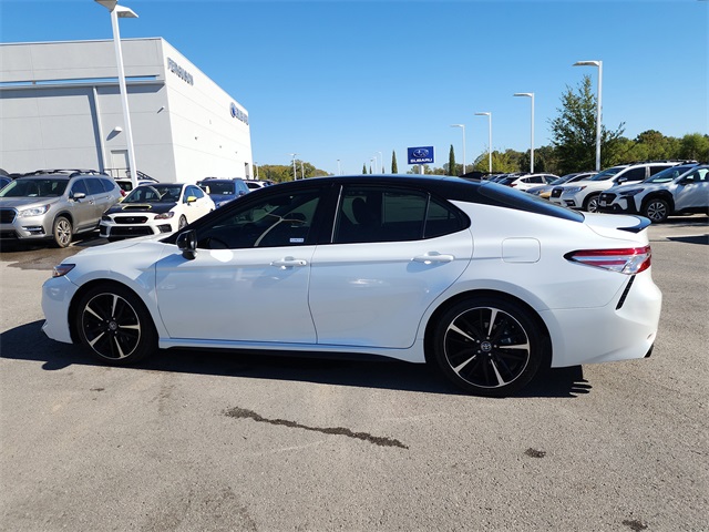 2020 Toyota Camry XSE photo 4