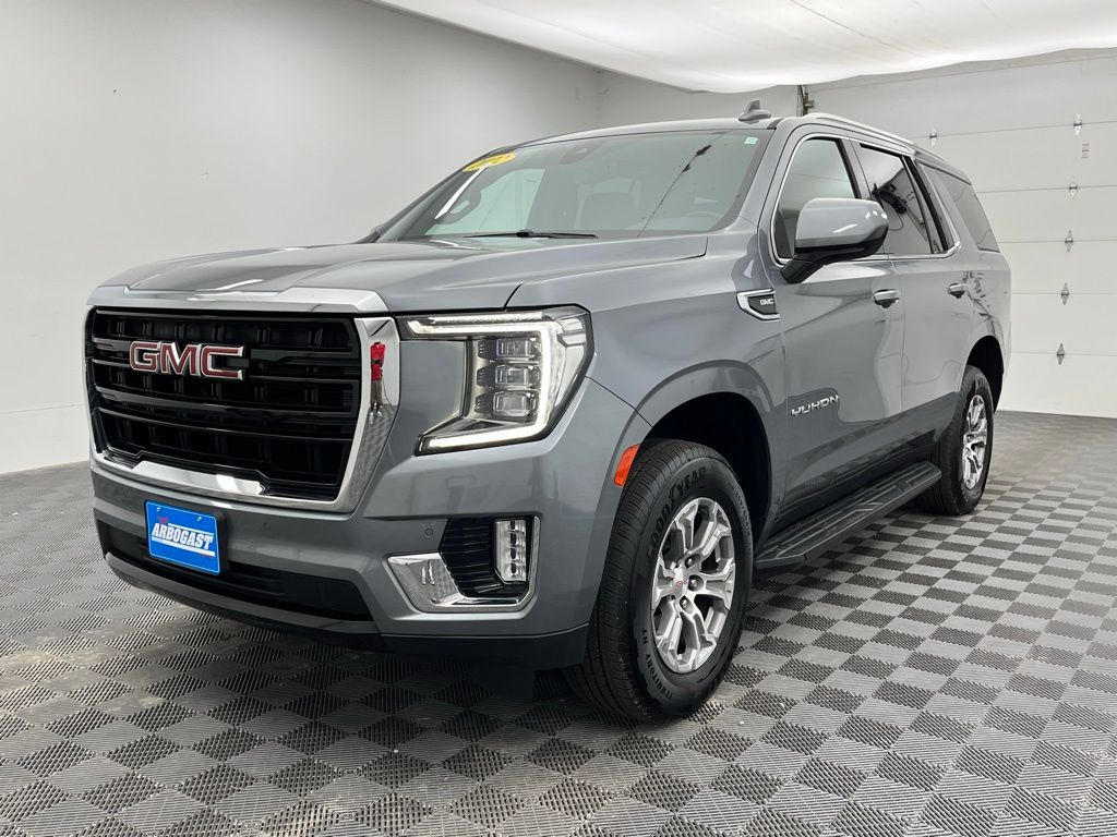 2022 Gmc Yukon SLE photo 6