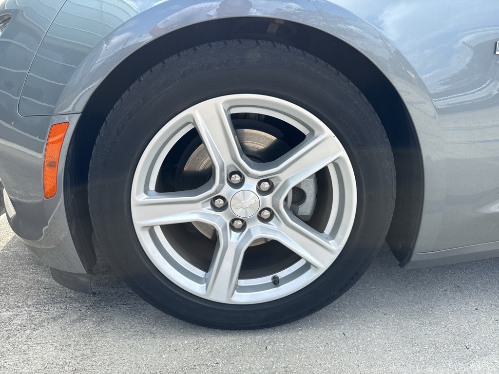 2020 Chevrolet Camaro 1LT photo 4