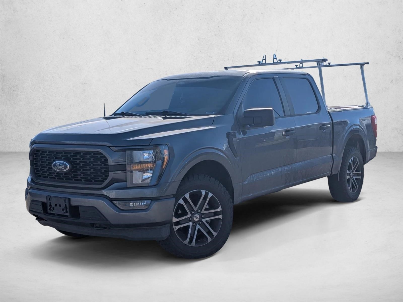 2023 Ford F-150 XL's photo