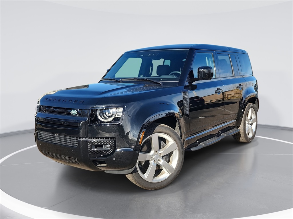 2025 Land Rover Defender X-Dynamic SE's photo