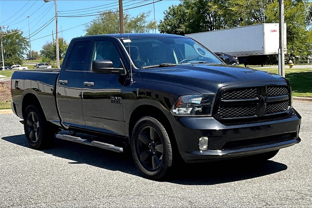 2017 Ram 1500 Express photo 2