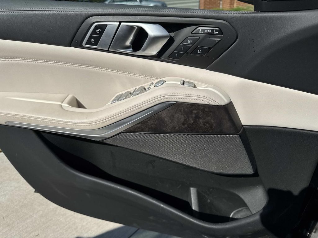 2023 Bmw X7 xDrive40i photo 16