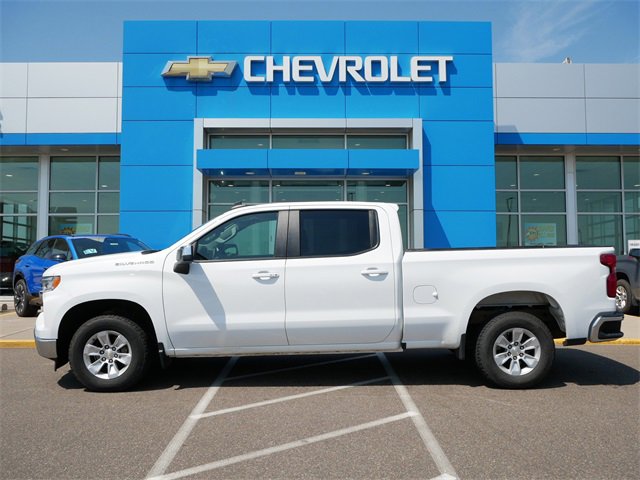 Used 2022 Chevrolet Silverado 1500 LT with VIN 3GCUDDED0NG529413 for sale in Roseville, Minnesota