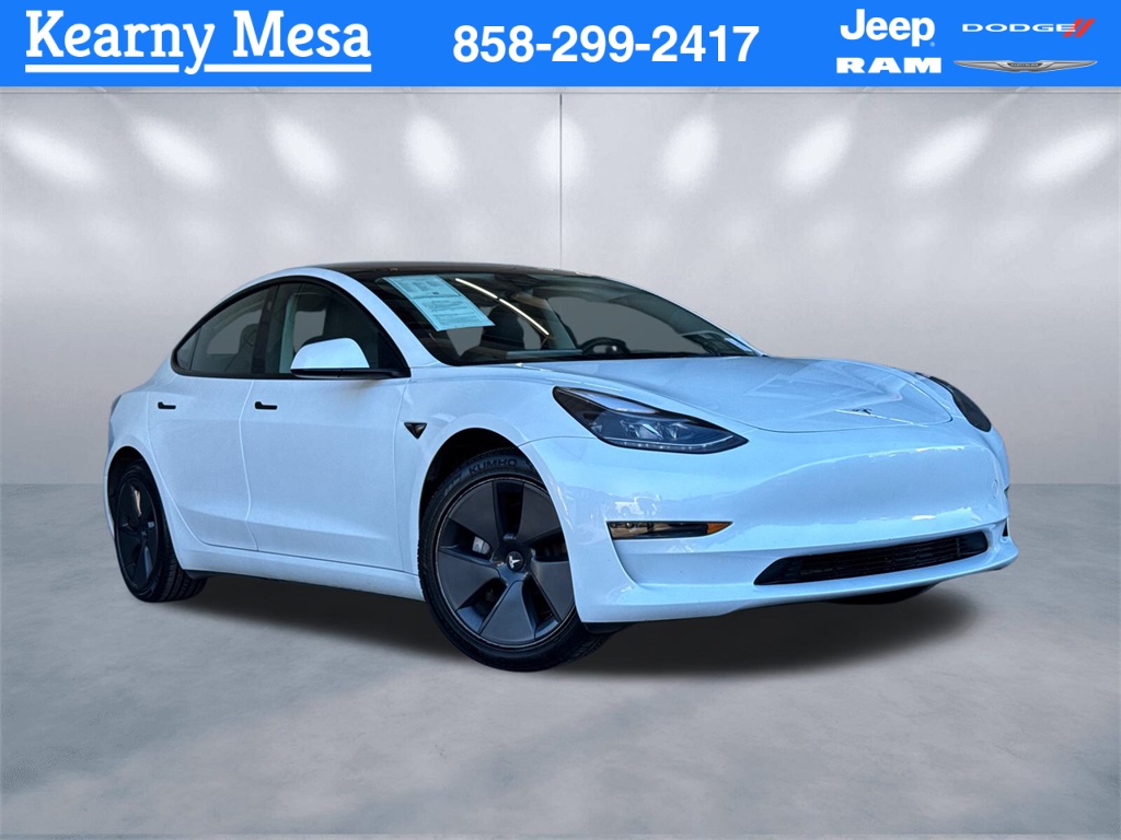 2023 Tesla Model 3 Base's photo