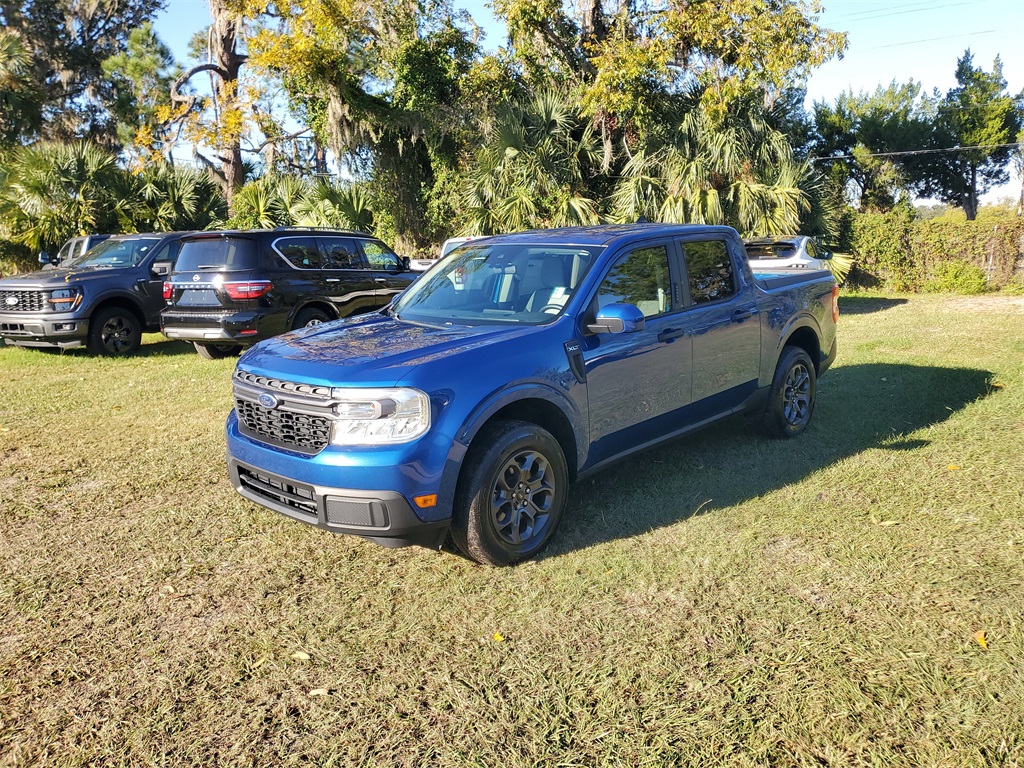 2023 Ford Maverick XLT photo 2