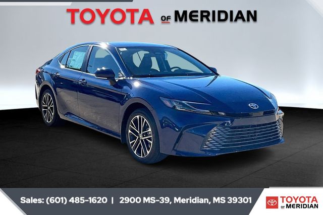 2026 Toyota Camry XLE's photo