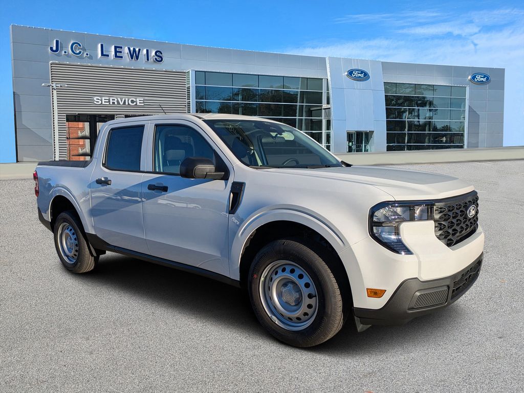 2026 Ford Maverick XL's photo