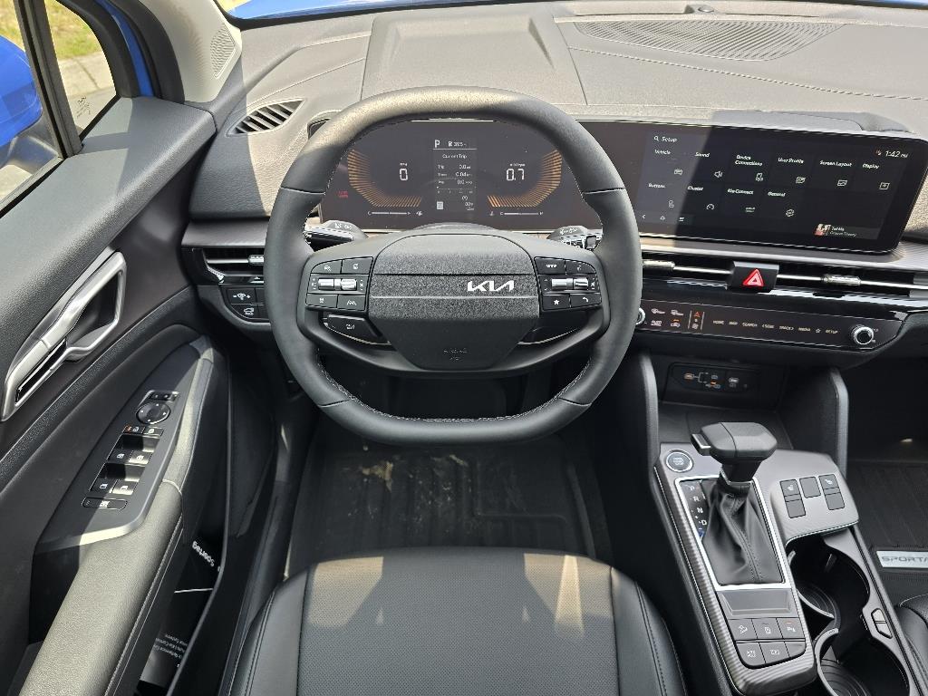 2026 Kia Sportage EX photo 6