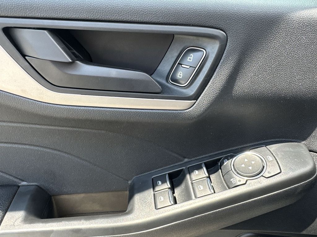2022 Ford Escape SE photo 15