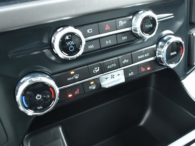 2025 Ford F-150 XLT photo 19