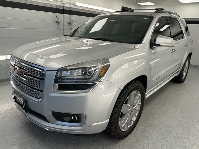 2015 GMC Acadia Denali's photo
