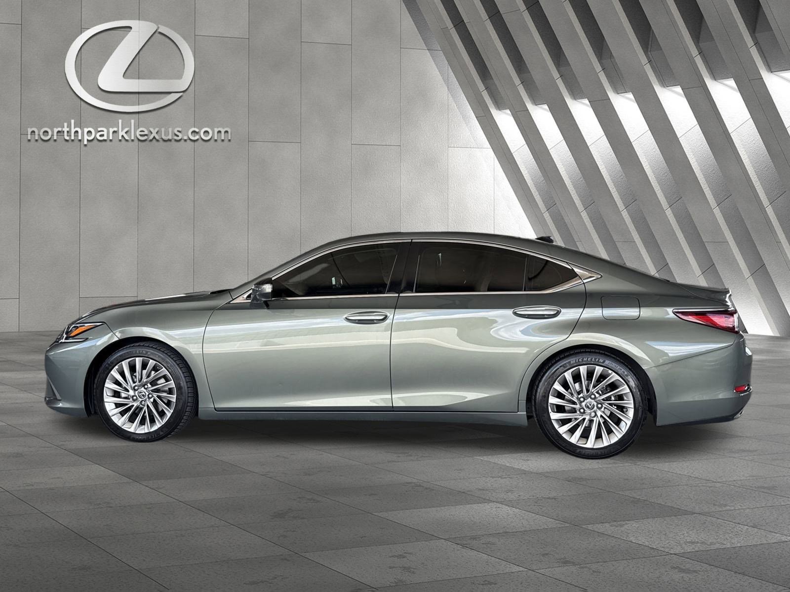 2019 Lexus ES