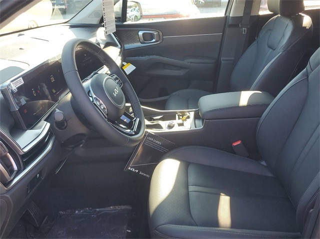 2025 Kia Sorento S photo 7