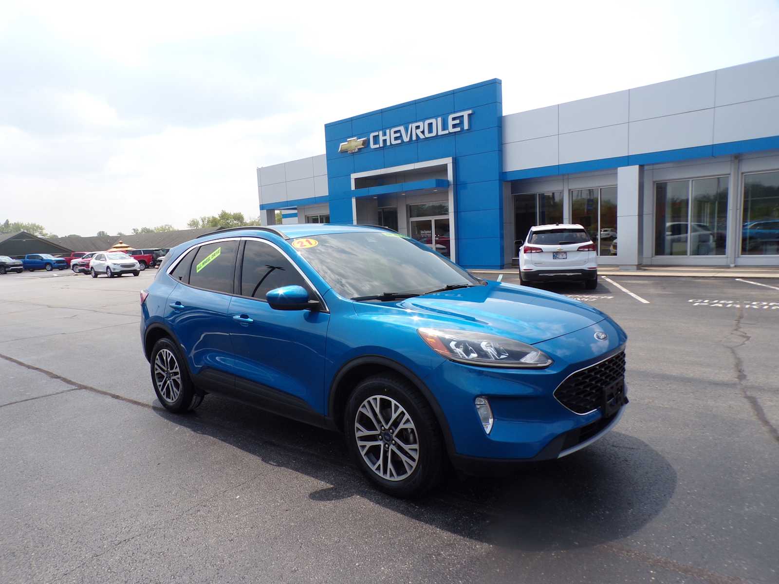 2021 Ford Escape SEL photo 2