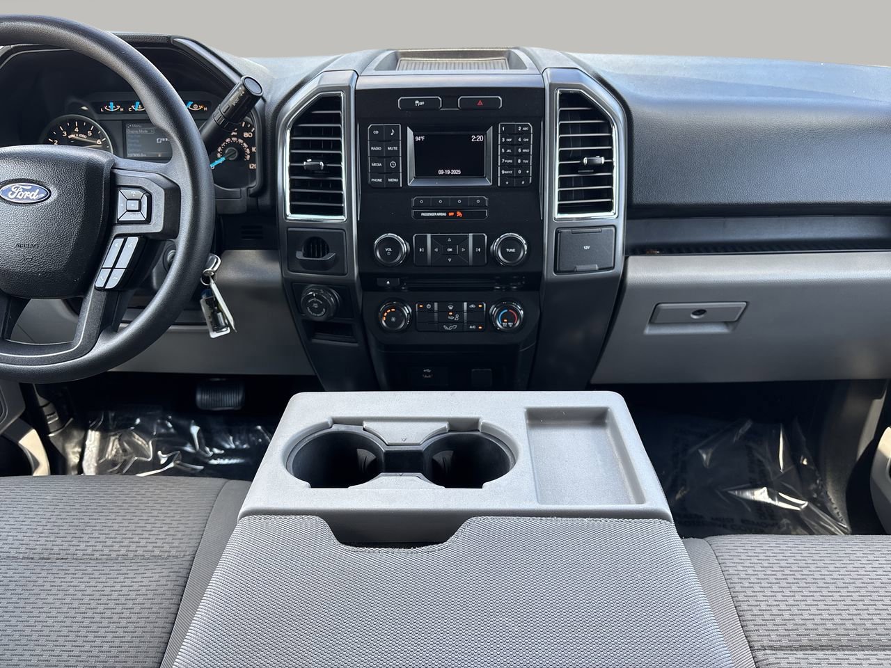 2016 Ford F-150 XLT photo 14