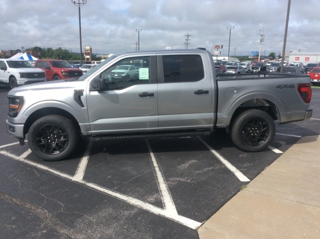 2025 Ford F-150 STX photo 4