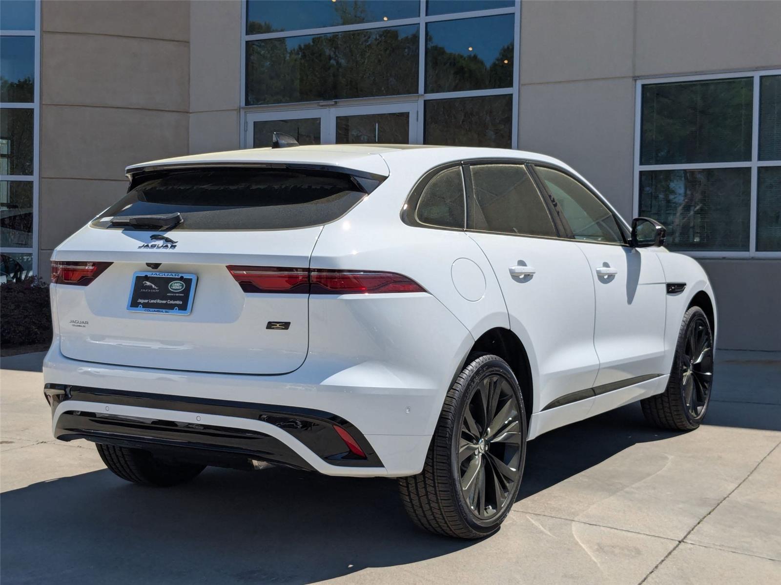 2026 Jaguar F-PACE P250 R-Dynamic S photo 4