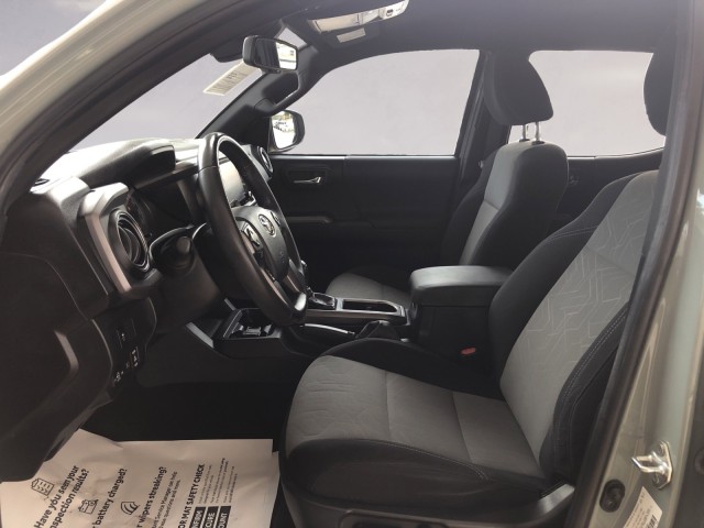2023 Toyota Tacoma 4x4 TRD Sport Double Cab V6 photo 8
