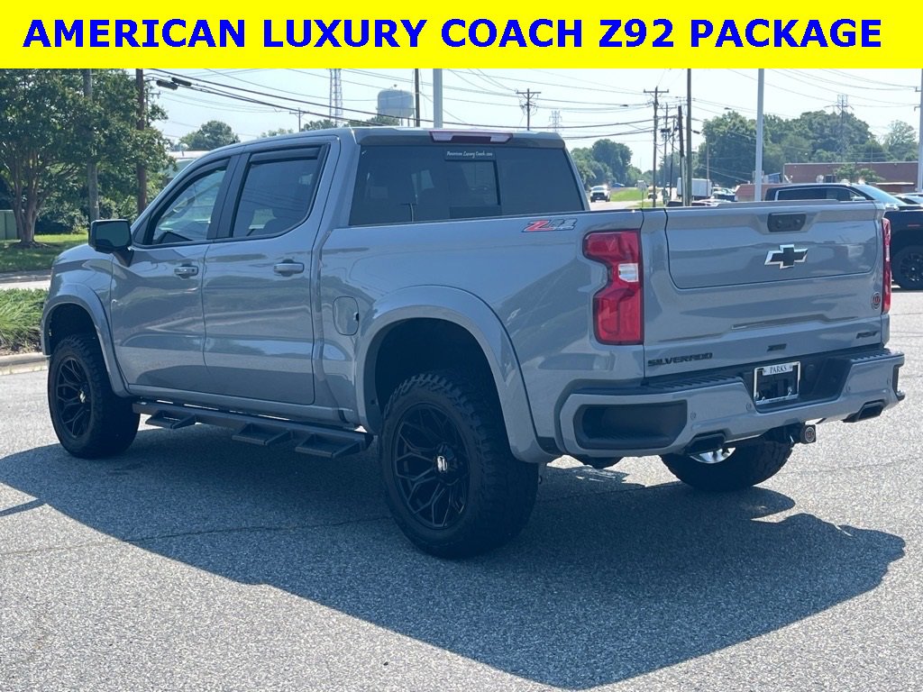 2025 Chevrolet Silverado 1500 RST photo 5