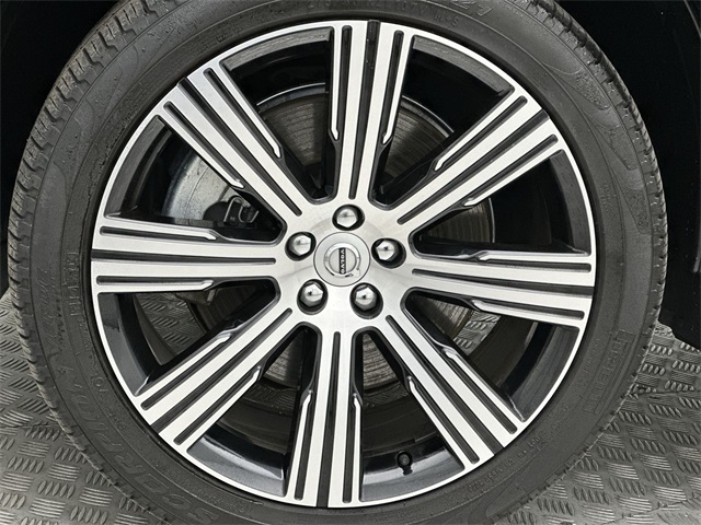 2024 Volvo XC90 Recharge photo 2