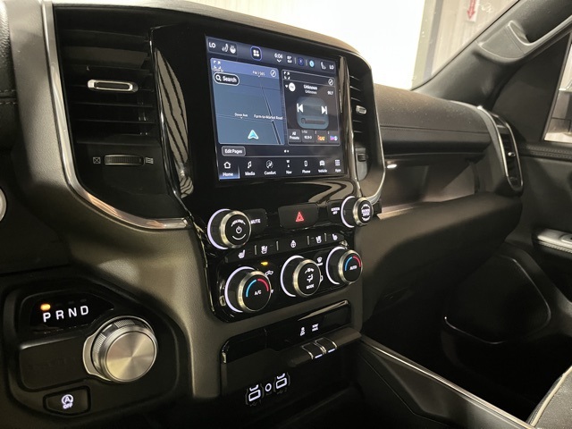 2024 Ram 1500 Laramie photo 16