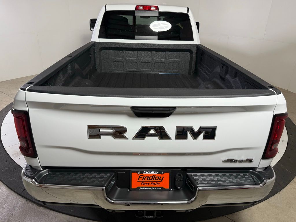 2026 Ram 3500 Tradesman photo 4