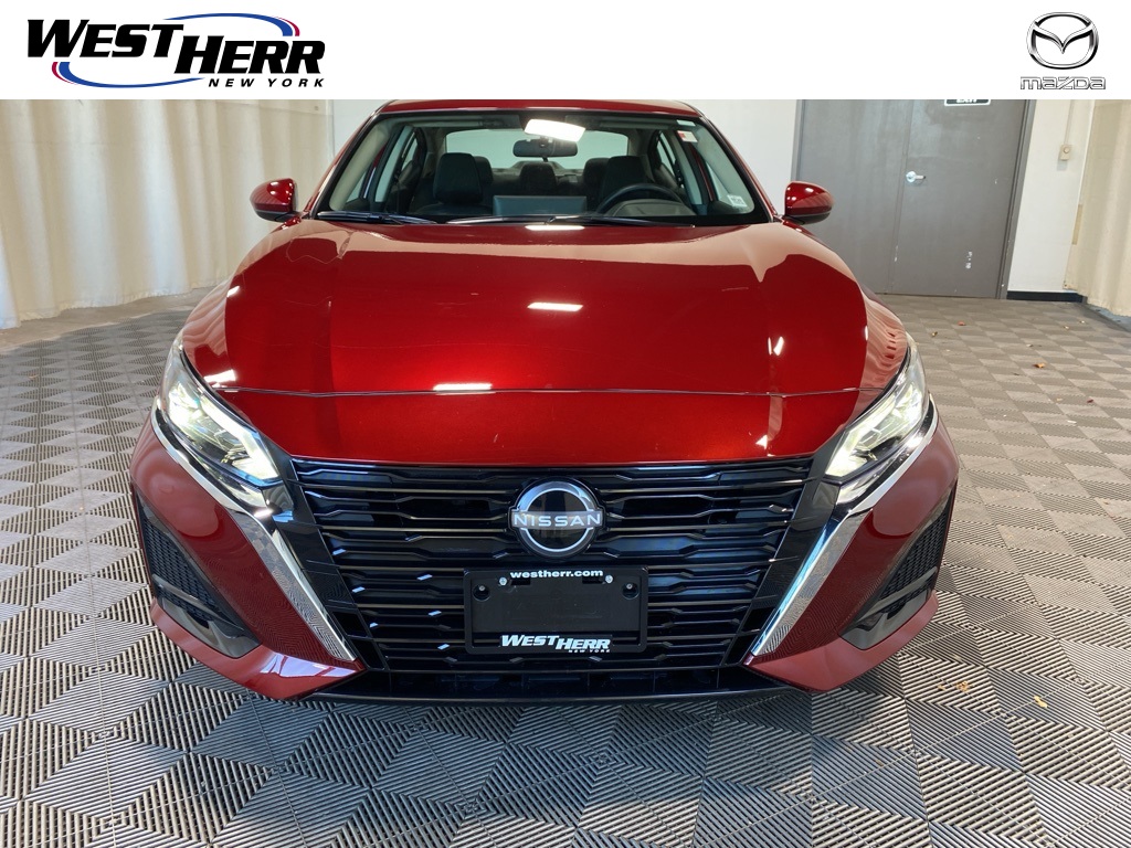 2025 Nissan Altima 2.5 SV photo 9