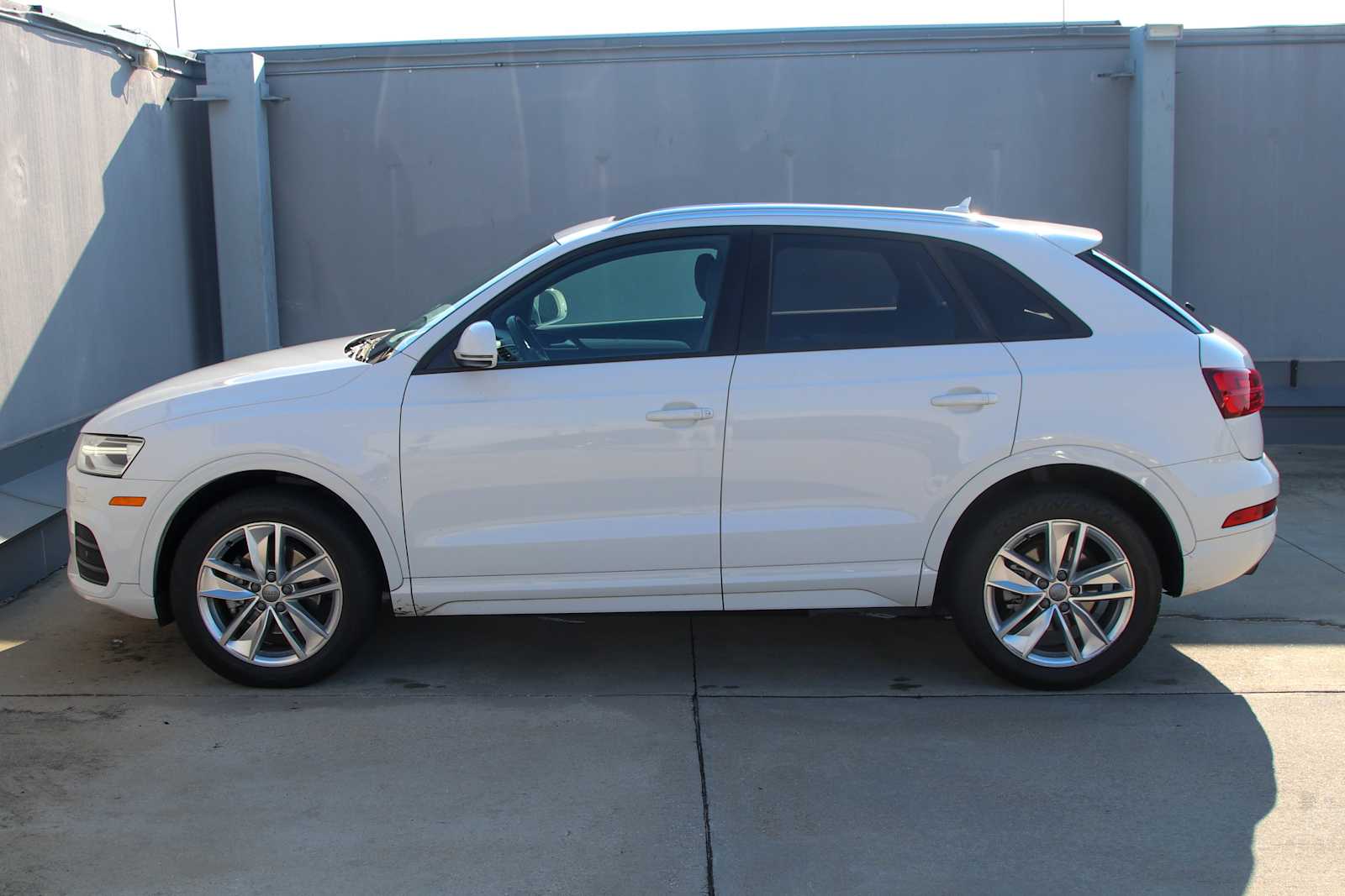Used 2017 Audi Q3 Premium with VIN WA1ECCFSXHR004419 for sale in Plano, TX