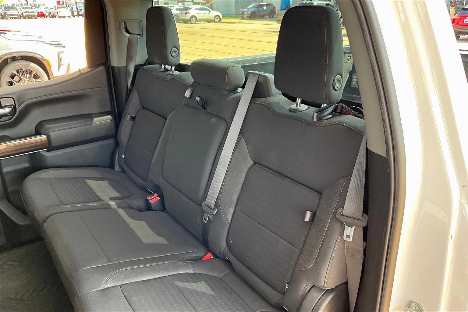 2022 Chevrolet Silverado 1500 RST photo 16