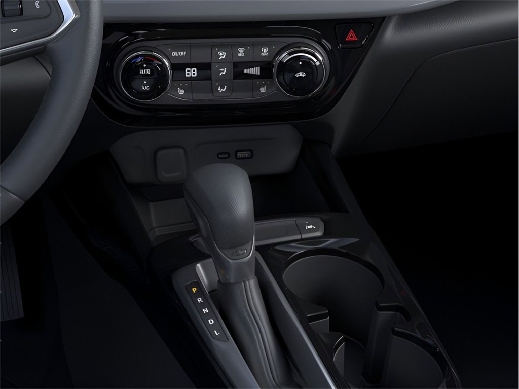 2025 Chevrolet Trax LT photo 15