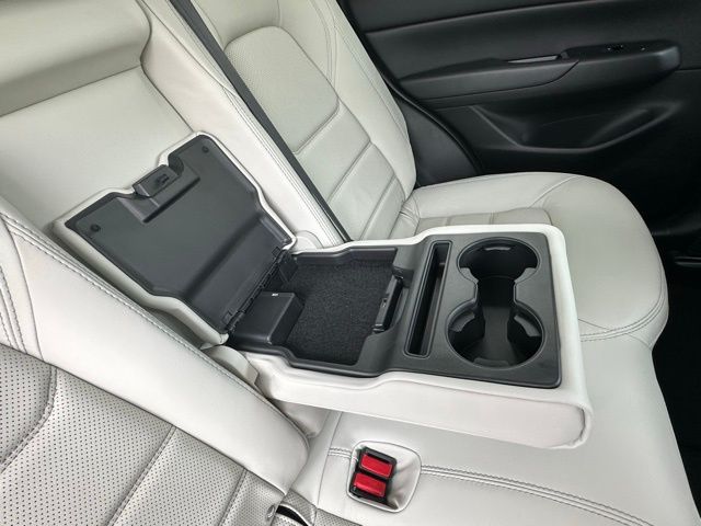 2025 Mazda CX-5 2.5 S Preferred photo 32