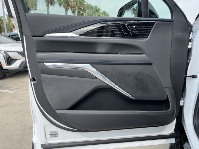 2025 Cadillac Escalade IQ Sport photo 10