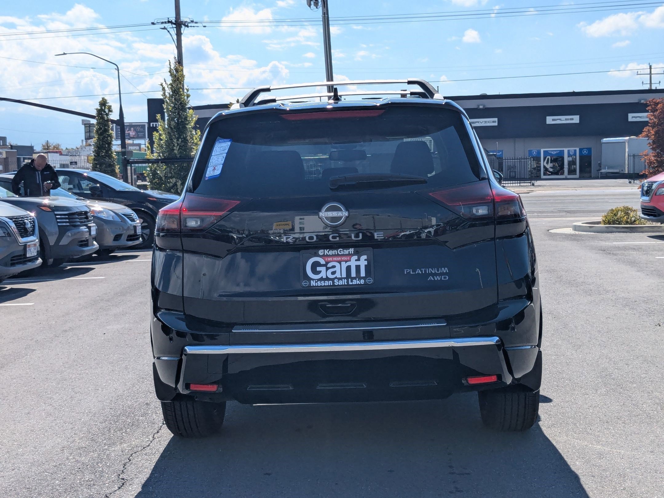 2026 Nissan Rogue Platinum photo 4