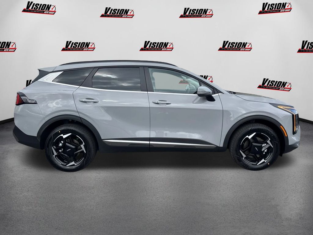 2026 Kia Sportage Hybrid EX photo 4