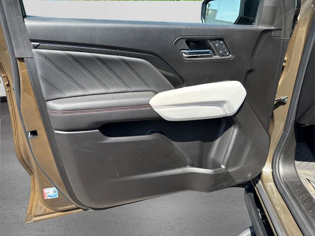 2023 Gmc Canyon AT4X photo 24
