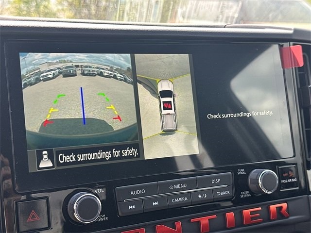 2025 Nissan Frontier PRO-4X photo 10